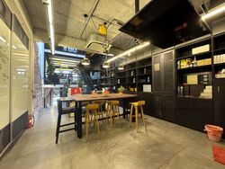 Tessensohn Road (D8), Shop House #451429341